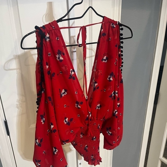 Misa Los Angeles Split Sleeve Floral Smocked Top Size XS - Picture 2 of 4